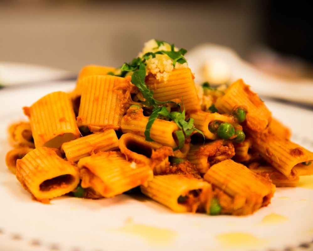 רג'ינטה עם טונה ואפונה