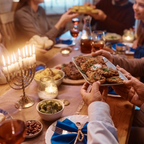 חנוכה – איך עוברים את החג בשלום מבחינה תזונתית