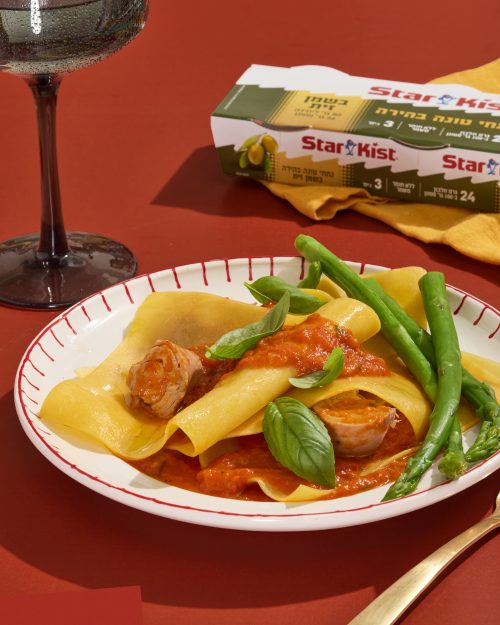 רביולי פתוח ברוטב עגבניות צלויות וטונה